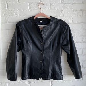 Wilson’s Black Leather Jacket Sz Medium